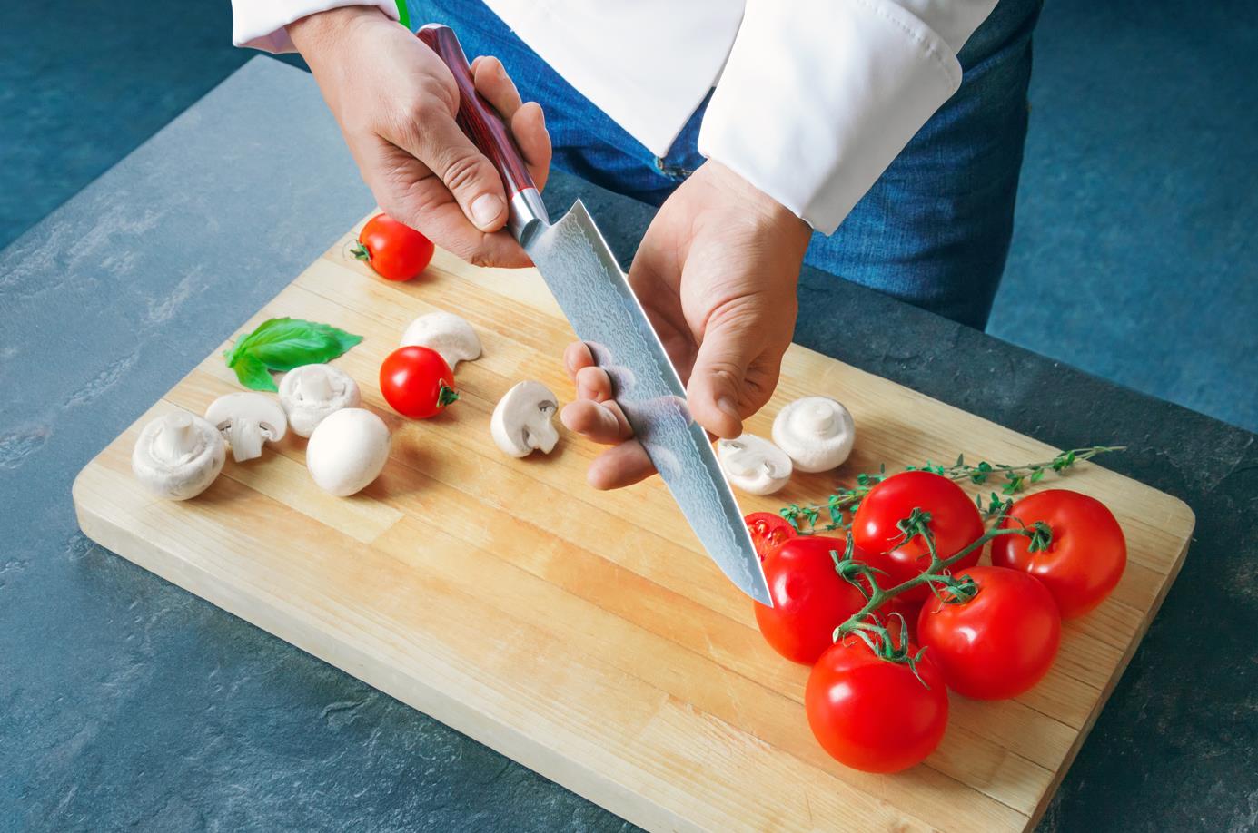 How to Choose a Chef’s Knife (Like an Actual Chef)