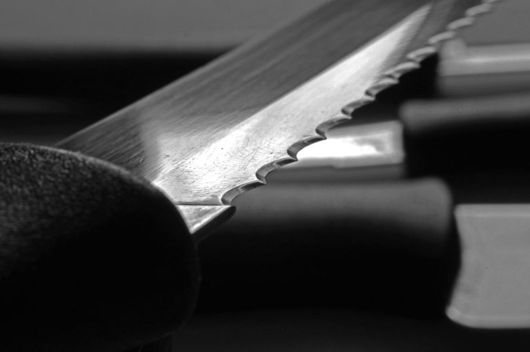 How to Sharpen a Serrated Knife: All You Need to Know