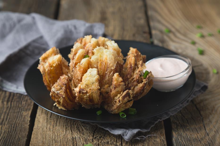 How to Cut a Blooming Onion HDMD Knives Blog
