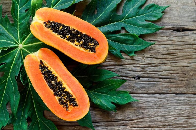 How to Cut a Papaya: Step by Step Guide