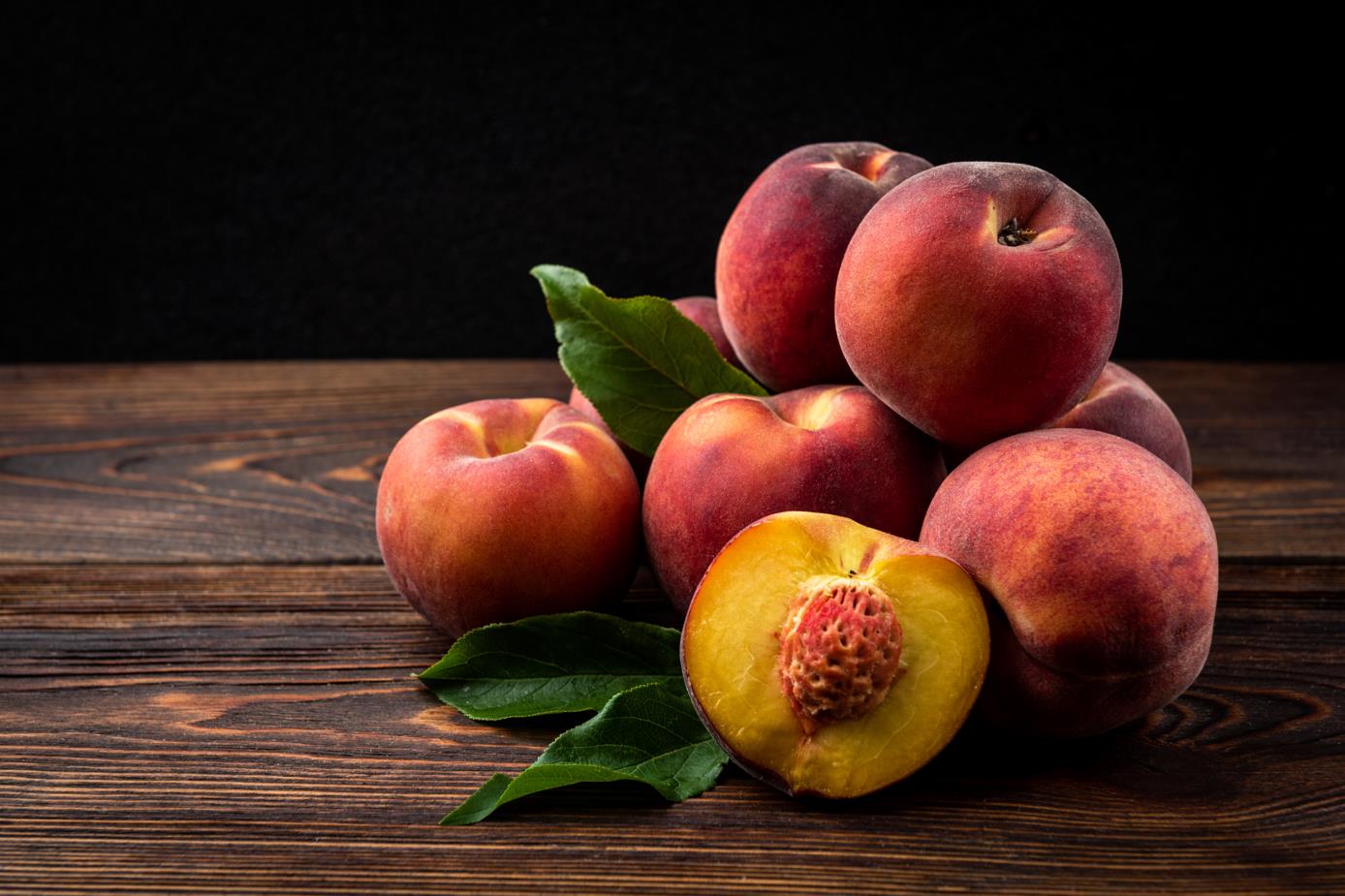 How to Cut a Peach?