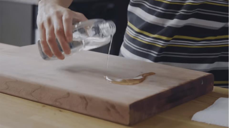 seal the cutting board with oil