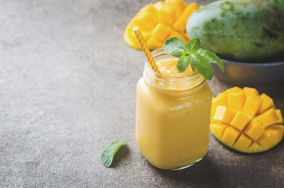 Mango smoothie
