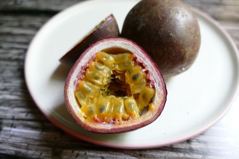 cut passion fruit 