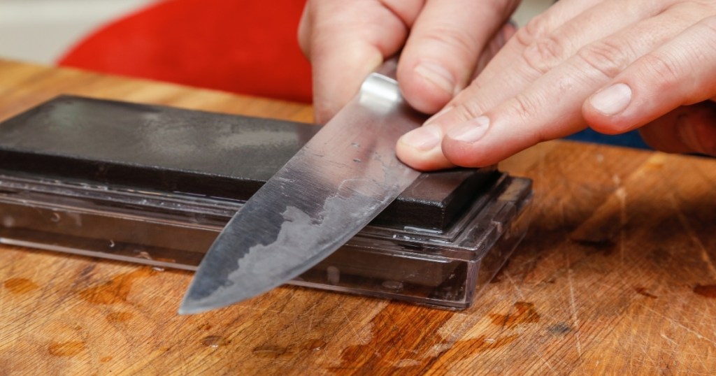 Whetstone sharpening 