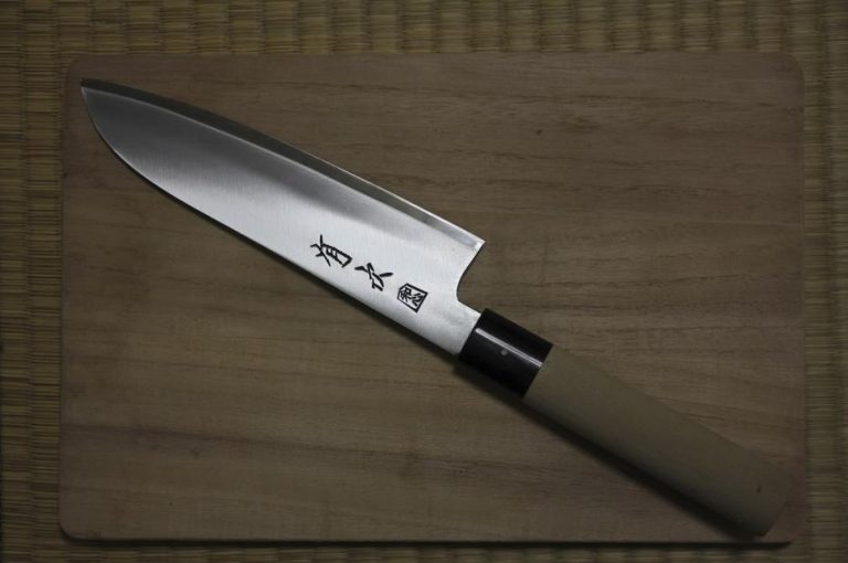 Usuba vs Nakiri A Japanese Knife Showdown HDMD Knives Blog