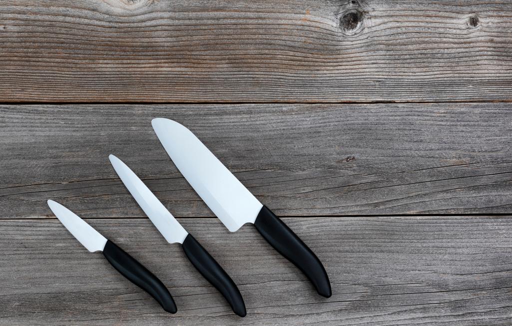Ceramic knife 