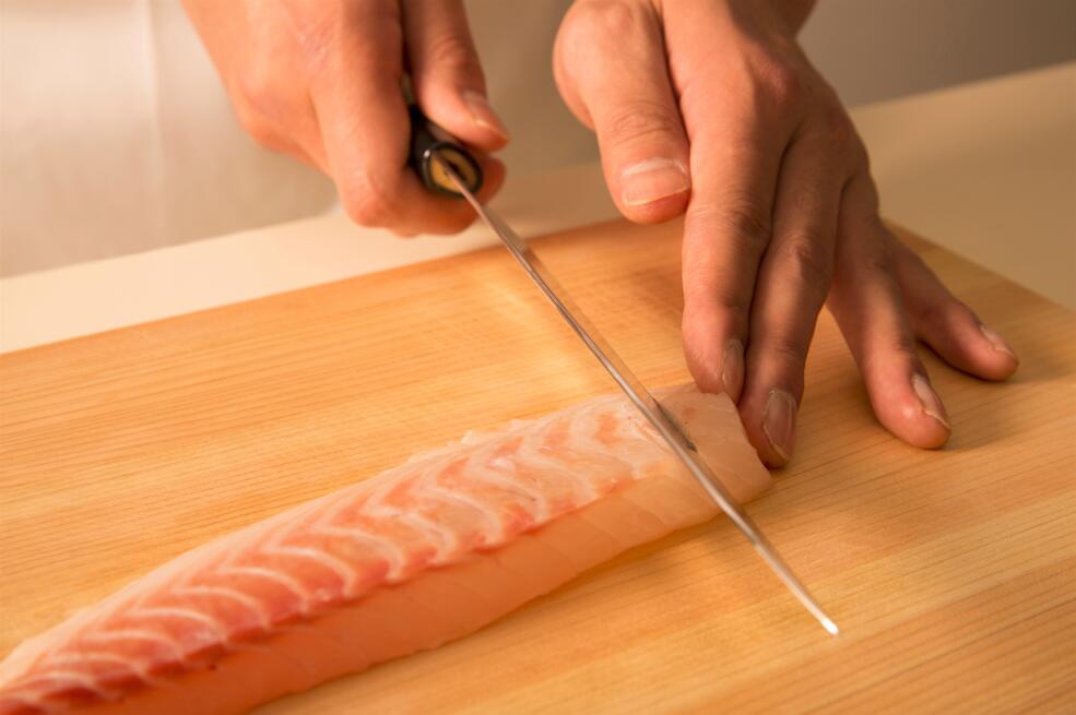 Different types of sushi knife