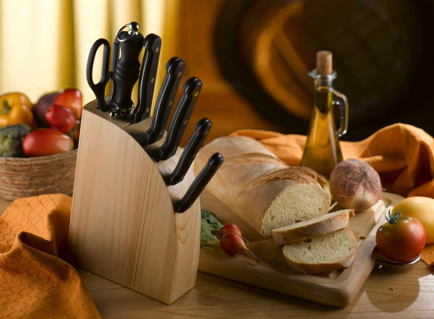 Knife set with utility knife and chef knife 