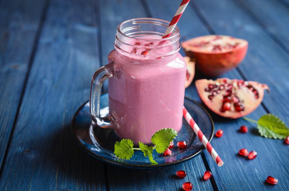 Pomegranate & cranberry antioxidant smoothie