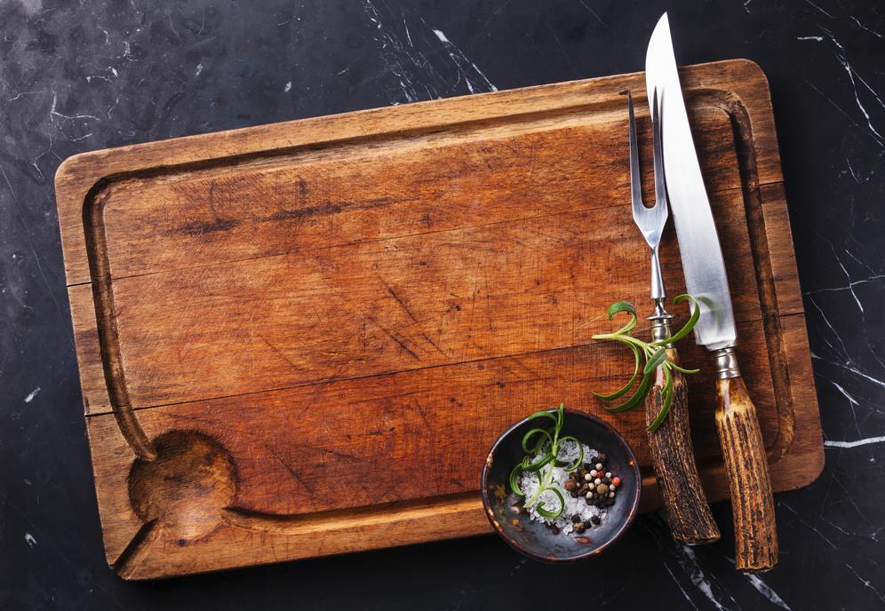 Wooden cutting board 