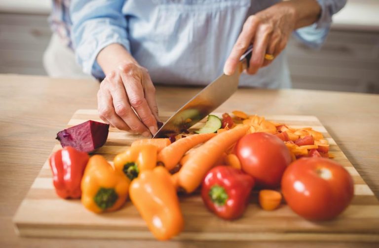 Vegetable Knife vs Chef Knife What’s the Difference? HDMD Knives Blog
