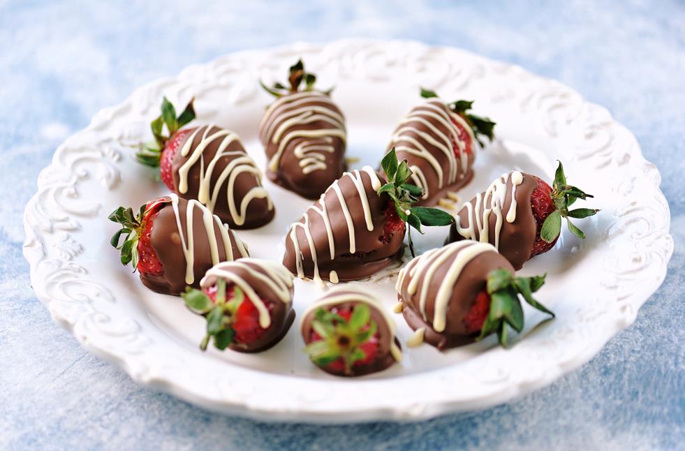 chocolate strawberries