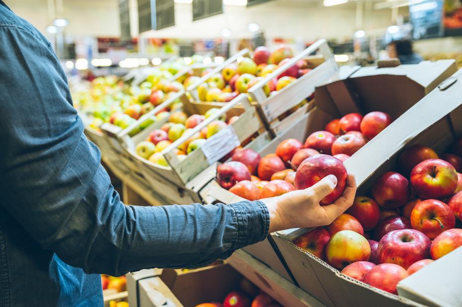 selecting an apple 