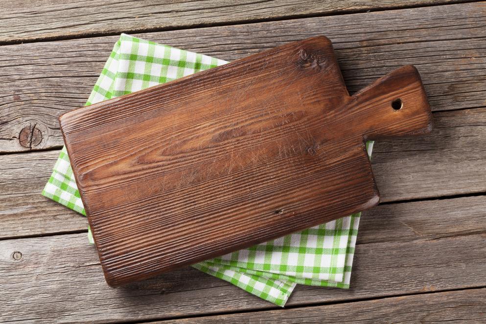 wooden cutting board maintenance 