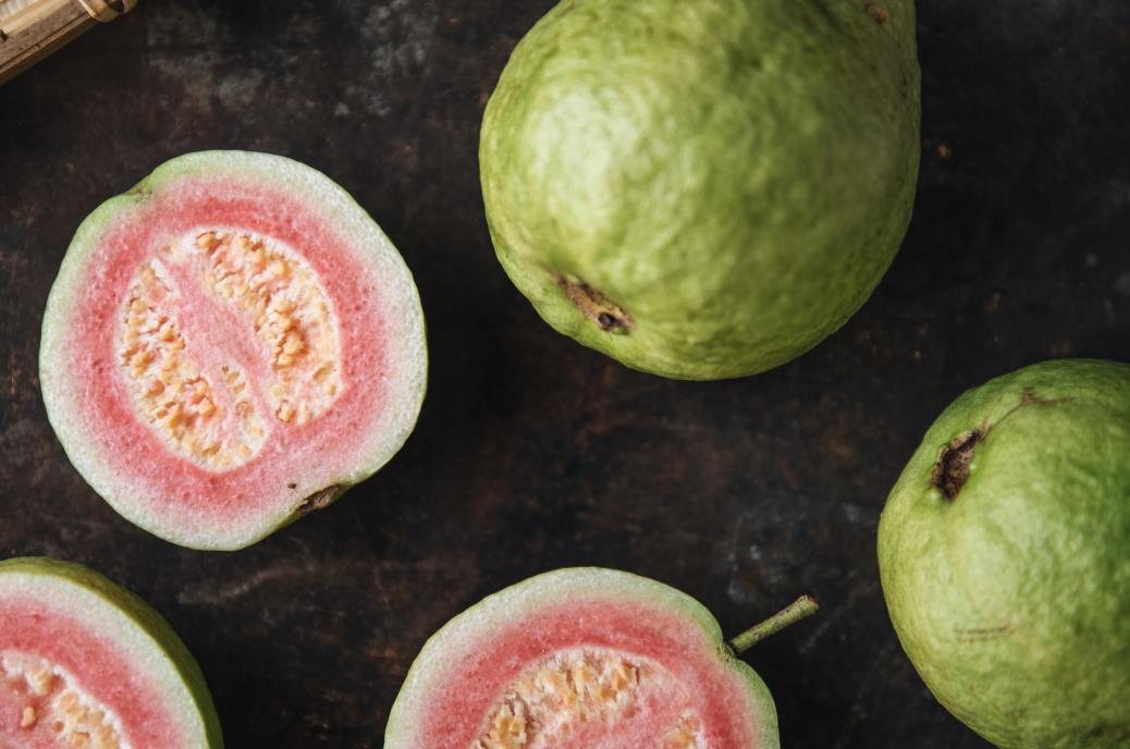 How to Cut and Eat a Guava: Step By Step Guide