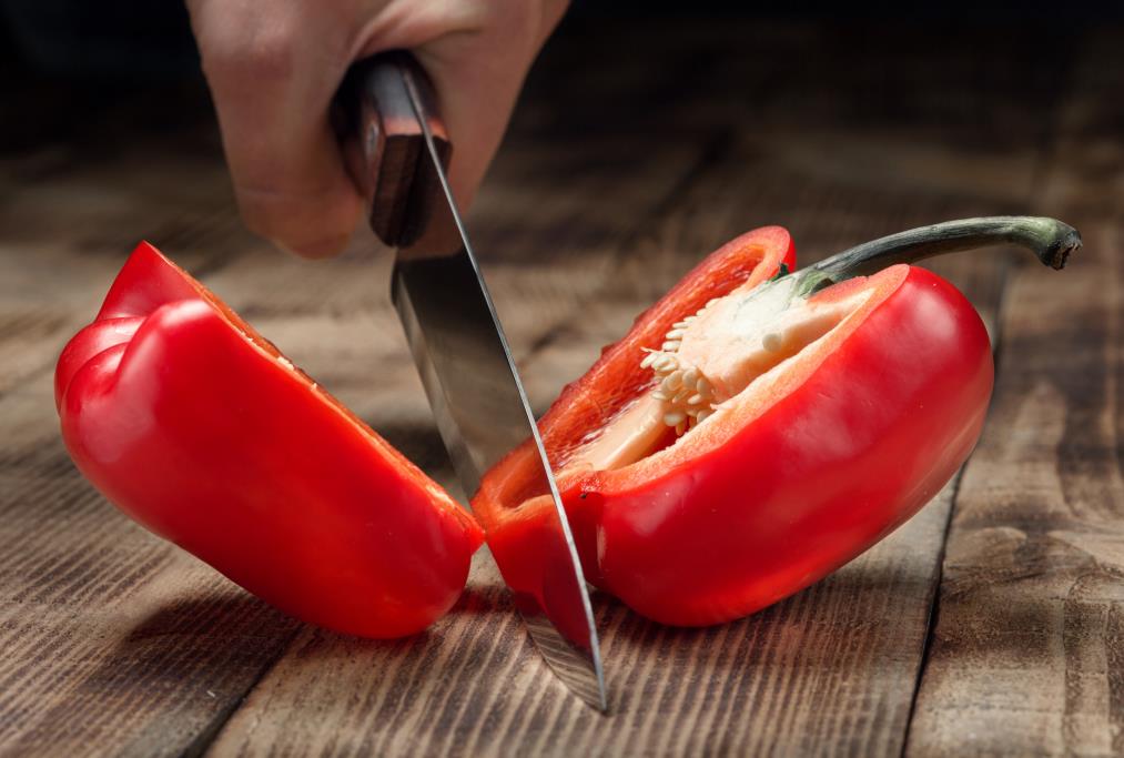 Grip size of a kitchen knife