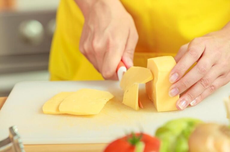 Are Plastic Cutting Boards Safe for Kitchen