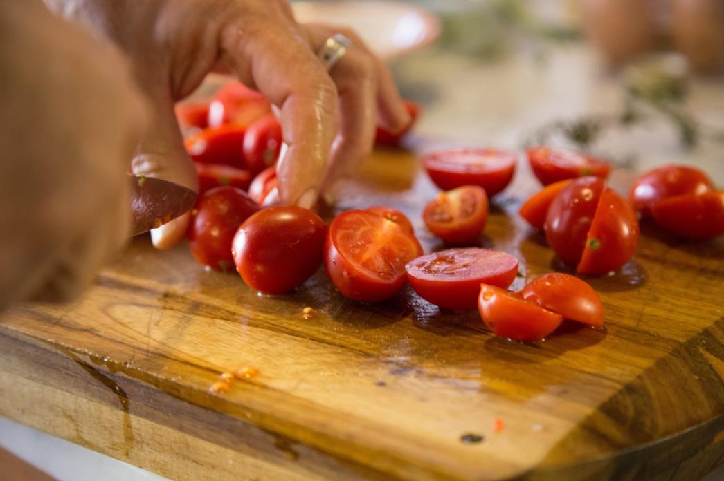 How Good Are Teak Cutting Boards? - HDMD Knives Blog