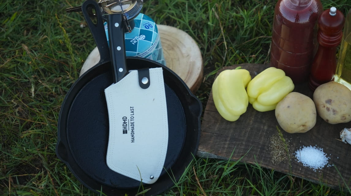 hdmd chef camping kitchen knife with white sheath
